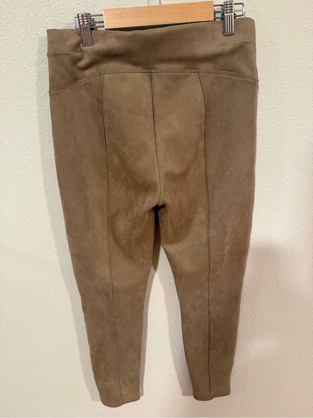 SPANX FAUX SUEDE LEGGINGS MEDIUM PETITE - Picture 3 of 4